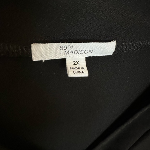 89th & Madison Blouse Women's V-Neck - Picture 5 of 6